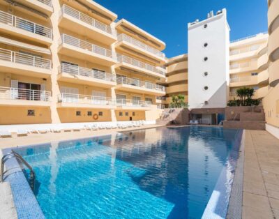 City Center, Vilamoura Marina Refined 2 Bedroom Apartment – Via Marina 204